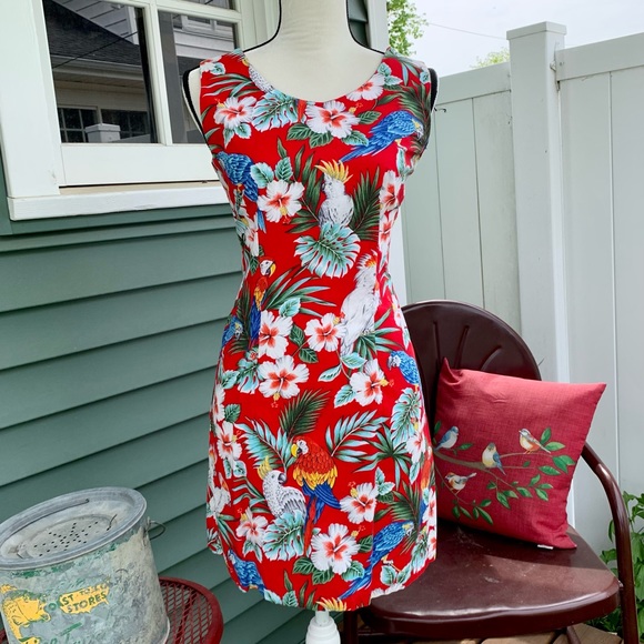 Vintage Dresses & Skirts - Vintage Hawaiian Hibiscus Parrot Cockatoo Tropical Sleeveless Sheath Dress